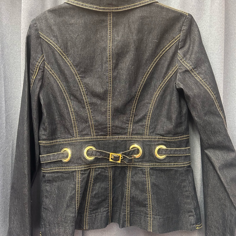 Jean jacket - Picture 2 of 3